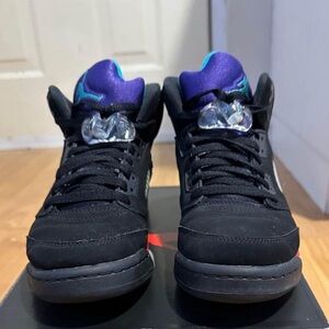 Jordan 5 Top 3 Black Fire Red Size 6.5 GS Youth Used Like New